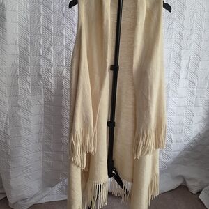 Womens Cream Fringed Shawl Swester Wrap One Size